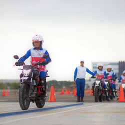 Kelas Berkendara Umum Tingkat Andal